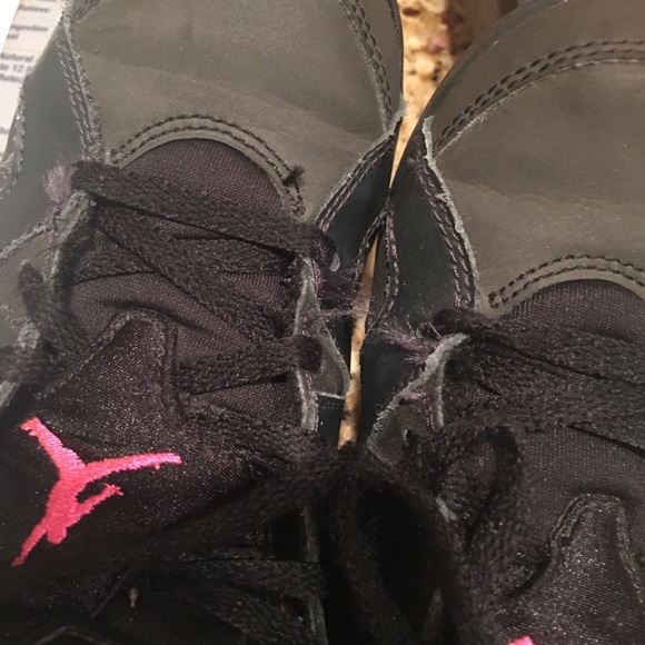 Kids Jordan 6 - Picture 6 of 7